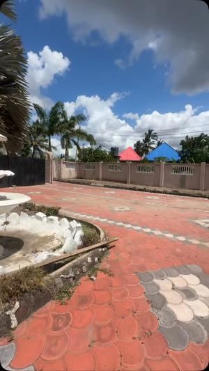 Nyumba ya vyumba vitatu inapangishwa Kisiwani, Dar Es Salaam Nyumba ya vyumba vitatu inapangishwa Kisiwani, Dar Es Salaam