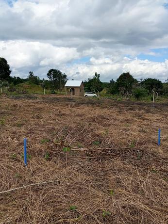 Kiwanja kinauzwa Kibaha Kwa Mfipa Viziwaziwa, Pwani (400 sqm) Kiwanja kinauzwa Kibaha Kwa Mfipa Viziwaziwa, Pwani (400 sqm)