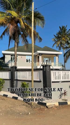 Apartment ya vyumba vitatu inauzwa Bahari Beach, Dar Es Salaam (800 sqm)