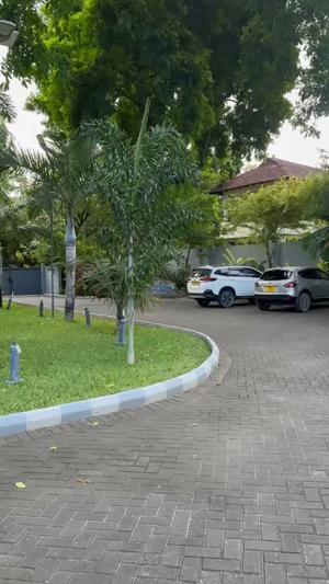 House for Sale in Oysterbay, Dar Es Salaam (2100 sqm) House for Sale in Oysterbay, Dar Es Salaam (2100 sqm)