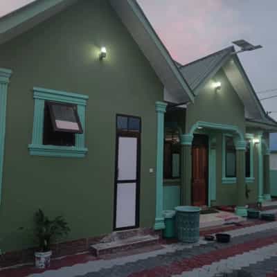 Nyumba ya vyumba viwili inauzwa Tegeta Mivumoni, Dar Es Salaam (1390 sqm) Nyumba ya vyumba viwili inauzwa Tegeta Mivumoni, Dar Es Salaam (1390 sqm)