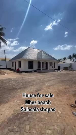 3 Bedrooms House for Sale in Sala Sala, Dar Es Salaam (671 sqm) 3 Bedrooms House for Sale in Sala Sala, Dar Es Salaam (671 sqm)