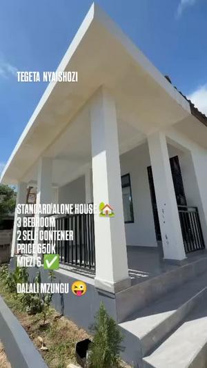 Nyumba ya vyumba vitatu inapangishwa Tegeta Nyaishozi, Dar Es Salaam Nyumba ya vyumba vitatu inapangishwa Tegeta Nyaishozi, Dar Es Salaam