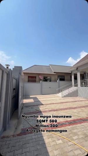 Nyumba ya vyumba vitatu inauzwa Tegeta Namanga, Dar Es Salaam (500 sqm) Nyumba ya vyumba vitatu inauzwa Tegeta Namanga, Dar Es Salaam (500 sqm)