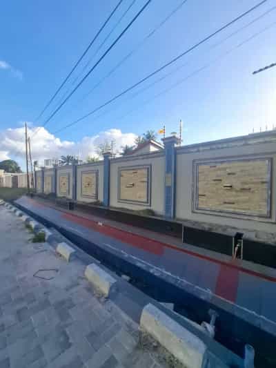 Nyumba ya vyumba 7 inapangishwa Mikocheni, Dar Es Salaam