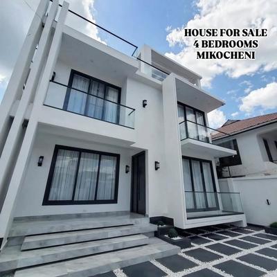 Nyumba ya vyumba vinne inauzwa Mikocheni, Dar Es Salaam (450 sqm)