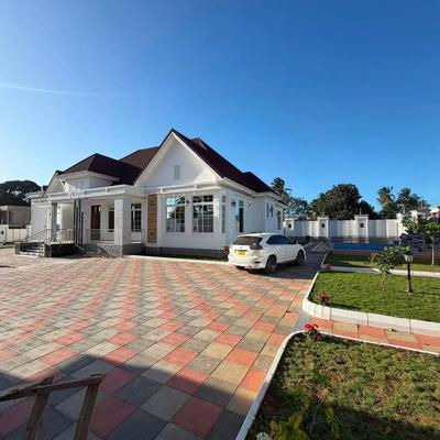 5 Bedrooms House for Sale in Goba Center, Dar Es Salaam (2500 sqm)