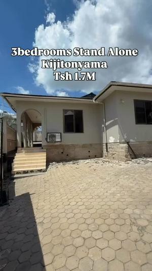 3 Bedrooms House for Rent in Kijitonyama, Dar Es Salaam 3 Bedrooms House for Rent in Kijitonyama, Dar Es Salaam