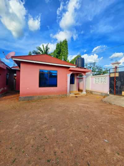 2 Bedrooms House for Rent in Buswelu, Mwanza