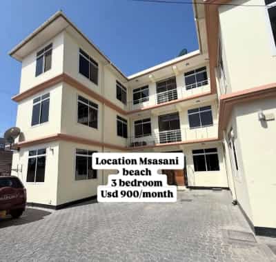 Apartment (Furnished) ya vyumba vitatu inapangishwa Msasani Beach, Dar Es Salaam