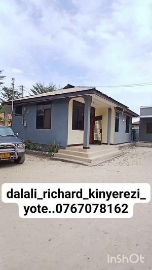 Nyumba ya vyumba vitatu inapangishwa Kinyerezi Mwisho, Dar Es Salaam Nyumba ya vyumba vitatu inapangishwa Kinyerezi Mwisho, Dar Es Salaam