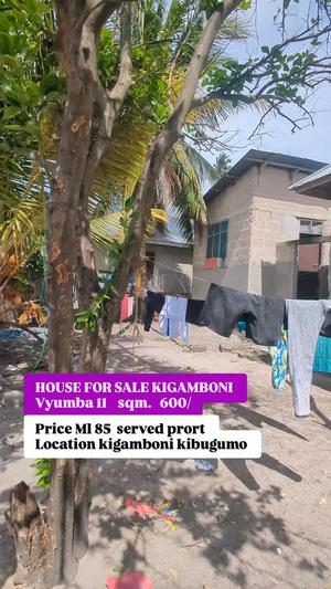 Nyumba ya vyumba 11 inauzwa Kigamboni Kibugumo, Dar Es Salaam (600 sqm)
