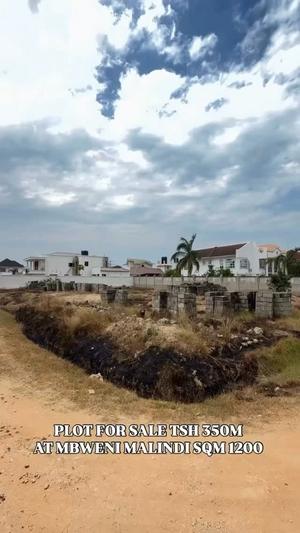 Kiwanja kinauzwa Mbweni Malindi, Dar Es Salaam (1200 sqm) Kiwanja kinauzwa Mbweni Malindi, Dar Es Salaam (1200 sqm)