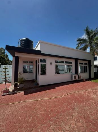 Nyumba (Furnished) ya vyumba vitatu inapangishwa Salasala, Dar Es Salaam Nyumba (Furnished) ya vyumba vitatu inapangishwa Salasala, Dar Es Salaam