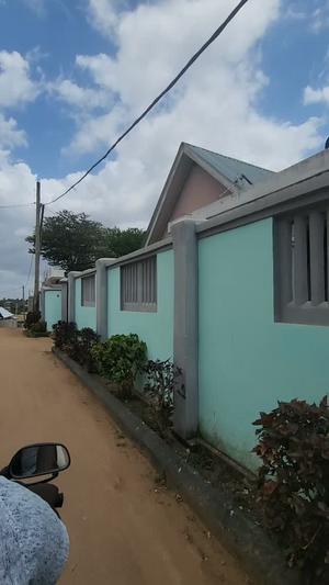Nyumba inauzwa Wazo Kontena, Dar Es Salaam (1200 sqm)