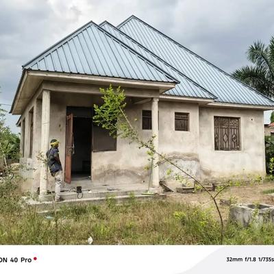 Nyumba ya vyumba vitatu inauzwa Mbezi Beach, Dar Es Salaam (800 sqm)