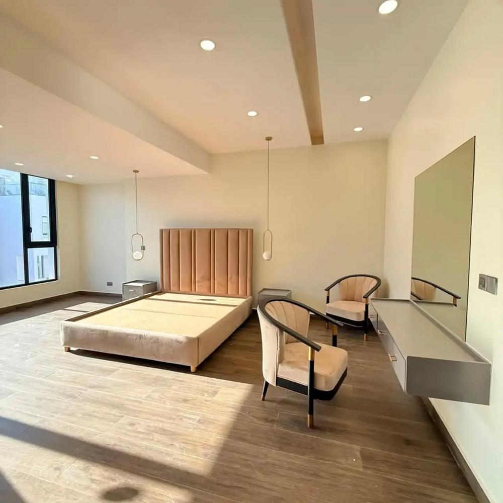 media -5 media -5