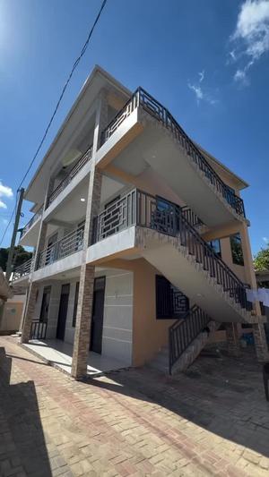 Apartment ya vyumba viwili inapangishwa Mbezi Beach Makonde, Dar Es Salaam Apartment ya vyumba viwili inapangishwa Mbezi Beach Makonde, Dar Es Salaam