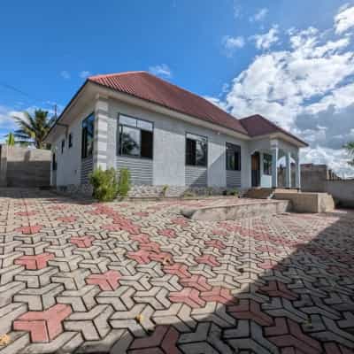 Nyumba ya vyumba vitano inapangishwa Chanika Nguvukazi, Dar Es Salaam