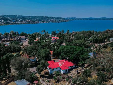 Nyumba inauzwa Capri Point, Mwanza (2765 sqm) Nyumba inauzwa Capri Point, Mwanza (2765 sqm)