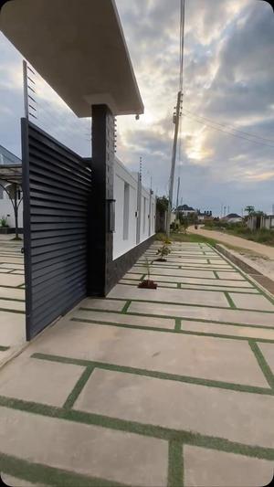 Nyumba ya vyumba vinne inauzwa Mbweni Ubungo, Dar Es Salaam (742 sqm)