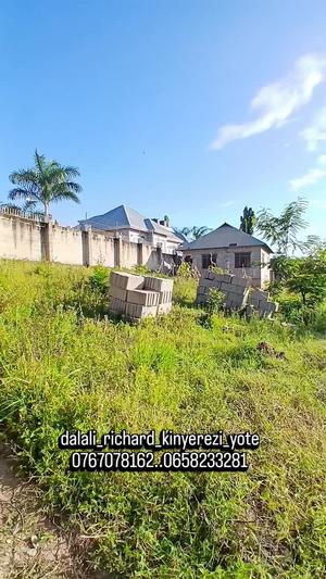 Kiwanja kinauzwa Tabata Mongo La Ndege, Dar Es Salaam sqm 600