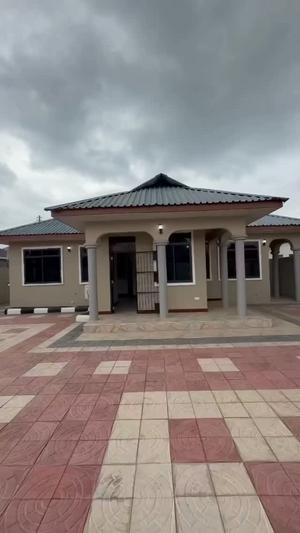 3 Bedrooms House for Rent in Tegeta Masaiti, Dar Es Salaam 3 Bedrooms House for Rent in Tegeta Masaiti, Dar Es Salaam
