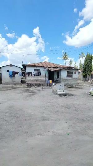 Kiwanja kinauzwa Ukonga Majumba 6, Dar Es Salaam (500 sqm)