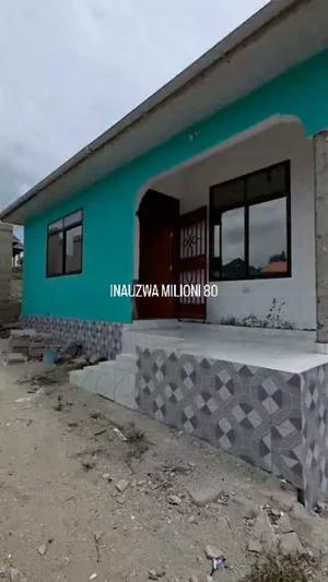 Nyumba ya vyumba vitatu inauzwa Mbezi Mipiji Magohr Kwa Mzungu, Dar Es Salaam (700 sqm)