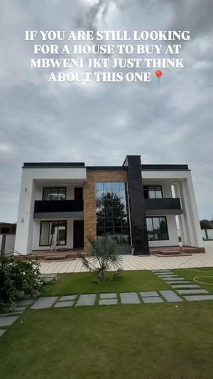 Nyumba ya vyumba vitano inauzwa Mbweni Jkt, Dar Es Salaam (1100 sqm) Nyumba ya vyumba vitano inauzwa Mbweni Jkt, Dar Es Salaam (1100 sqm)