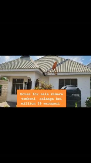 Nyumba ya vyumba vitatu inauzwa Saranga, Dar Es Salaam (400 sqm) Nyumba ya vyumba vitatu inauzwa Saranga, Dar Es Salaam (400 sqm)