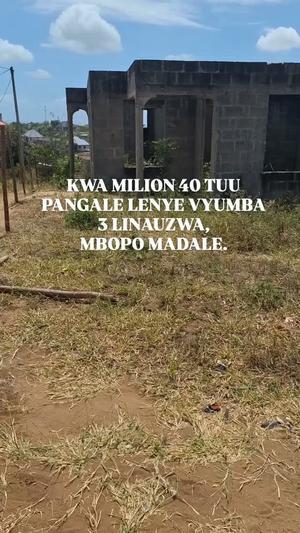 Nyumba ya vyumba vitatu inauzwa Mbezi Madale, Dar Es Salaam (400 sqm) Nyumba ya vyumba vitatu inauzwa Mbezi Madale, Dar Es Salaam (400 sqm)