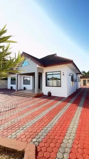 Nyumba ya vyumba vitatu inauzwa Mbweni Malindi, Dar Es Salaam (800 sqm) Nyumba ya vyumba vitatu inauzwa Mbweni Malindi, Dar Es Salaam (800 sqm)