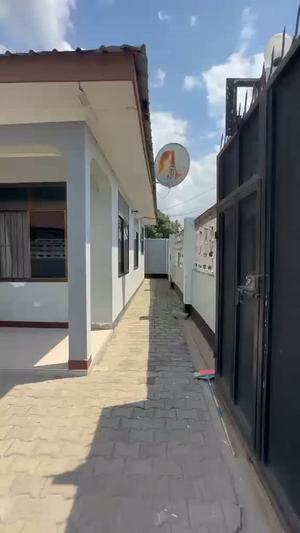 Nyumba ya vyumba viwili inapangishwa Boko Msikitini, Dar Es Salaam