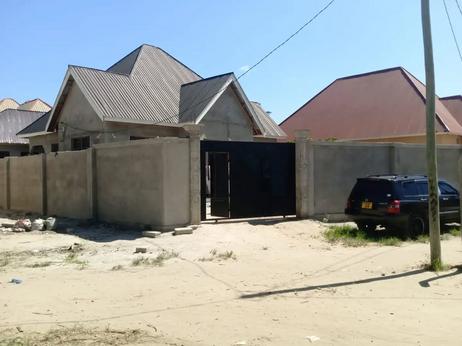 4 Bedrooms House for Sale in Chanika Butiama, Dar Es Salaam (600 sqm)