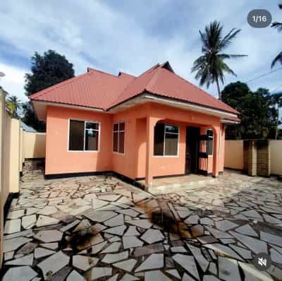 3 Bedrooms House for Rent in Chanika Mwisho, Dar Es Salaam