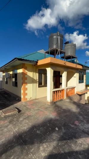 Nyumba/Apartment ya vyumba vitatu inapangishwa Mbezi Beach, Dar Es Salaam
