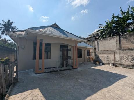 Nyumba ya vyumba vinne inapangishwa Mbezi Kwa Msuguri, Dar Es Salaam Nyumba ya vyumba vinne inapangishwa Mbezi Kwa Msuguri, Dar Es Salaam