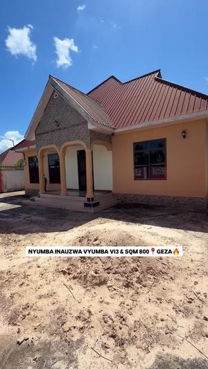 Nyumba ya vyumba vitatu inauzwa Kigamboni Gizozirolole, Dar Es Salaam (850 sqm)
