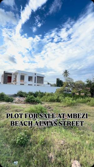 Kiwanja kinauzwa Mbezi Beach, Dar Es Salaam (764 sqm) Kiwanja kinauzwa Mbezi Beach, Dar Es Salaam (764 sqm)