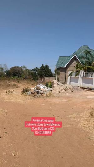 Kiwanja kinauzwa Buswelu Stone Town, Mwanza (900 sqm)