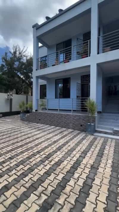 Apartment ya vyumba viwili inapangishwa Mbezi Beach Makonde, Dar Es Salaam