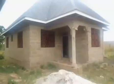 3 Bedrooms House for Sale in Kibaha kwa Mfipa, Pwani (500 sqm) 3 Bedrooms House for Sale in Kibaha kwa Mfipa, Pwani (500 sqm)