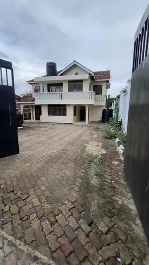 6 Bedrooms House for Rent in Mbezi Beach, Dar Es Salaam
