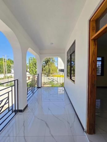 Nyumba ya vyumba 7 inapangishwa Masaki, Dar Es Salaam Nyumba ya vyumba 7 inapangishwa Masaki, Dar Es Salaam