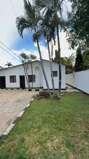 3 Bedrooms House for Rent in Mbezi Beach Juliana, Dar Es Salaam