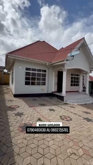Nyumba ya vyumba vitatu inapangishwa Mbezi Mwisho/Kibaoni, Dar Es Salaam Nyumba ya vyumba vitatu inapangishwa Mbezi Mwisho/Kibaoni, Dar Es Salaam