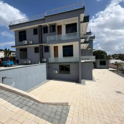 Apartment ya vyumba vitatu inapangishwa Mbezi Beach, Dar Es Salaam