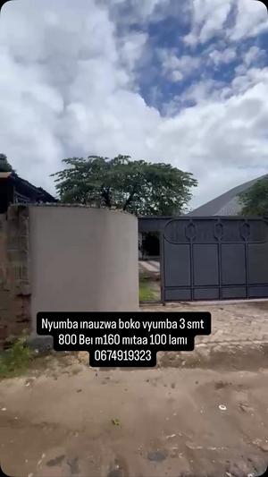 Nyumba ya vyumba vitatu inauzwa Boko, Dar Es Salaam (800 sqm)