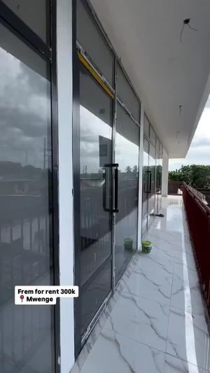Duka linapangishwa Mwenge, Dar Es Salaam